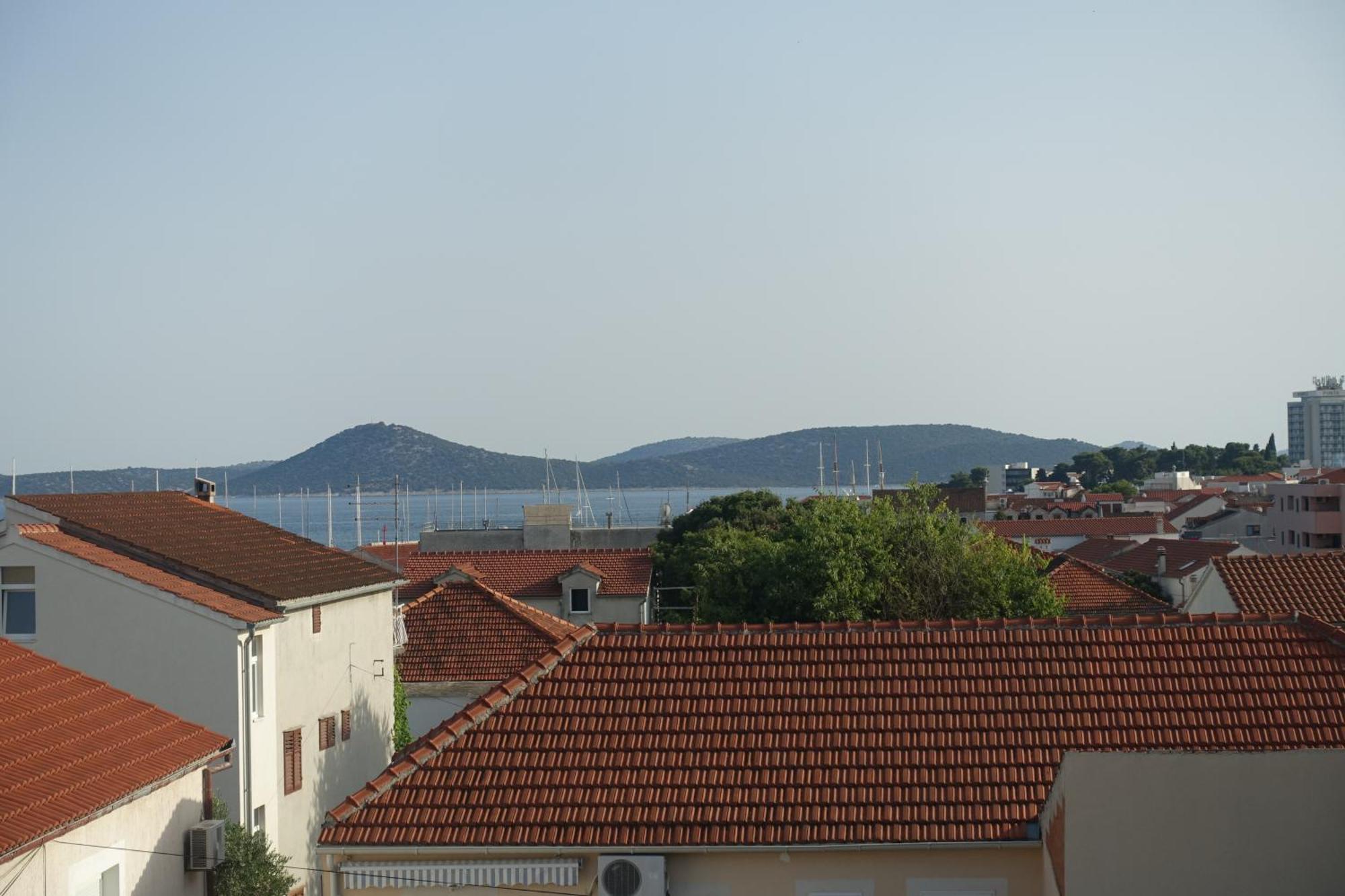 Apartment Tonka Vodice Exterior photo